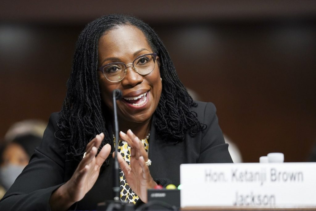 Ketanji Brown Jackson Sworn In As First Black Woman On Us Supreme Court 