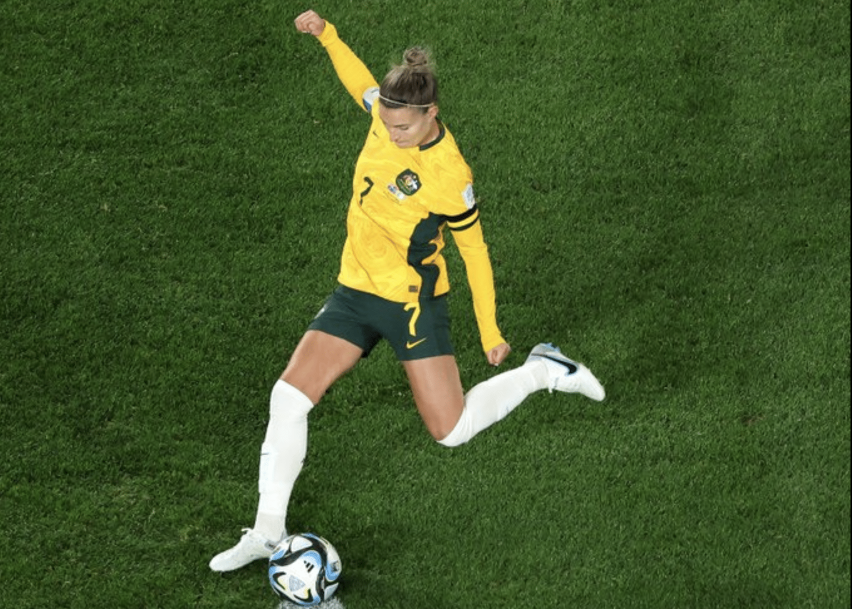 Intense Steph Catleys Stunning Goal Seals Matildas Victory 9122