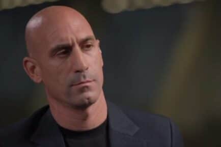 Luis Rubiales announces his resignation in an interview with Piers Morgan.