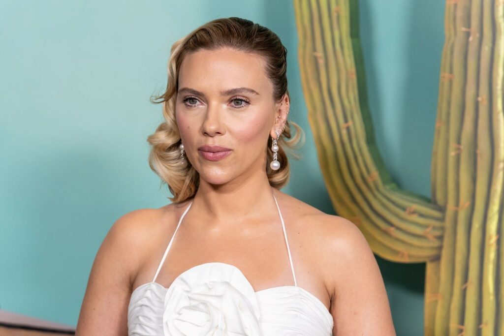 scarlett johansson