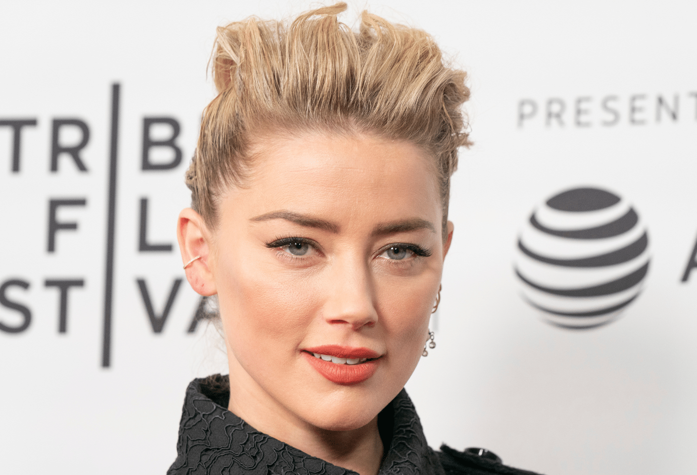 Amber Heard celebrates solo parenting with birth of twins