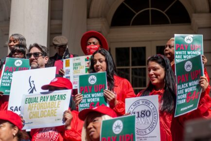 USA growing gender pay gap a warning to Australia